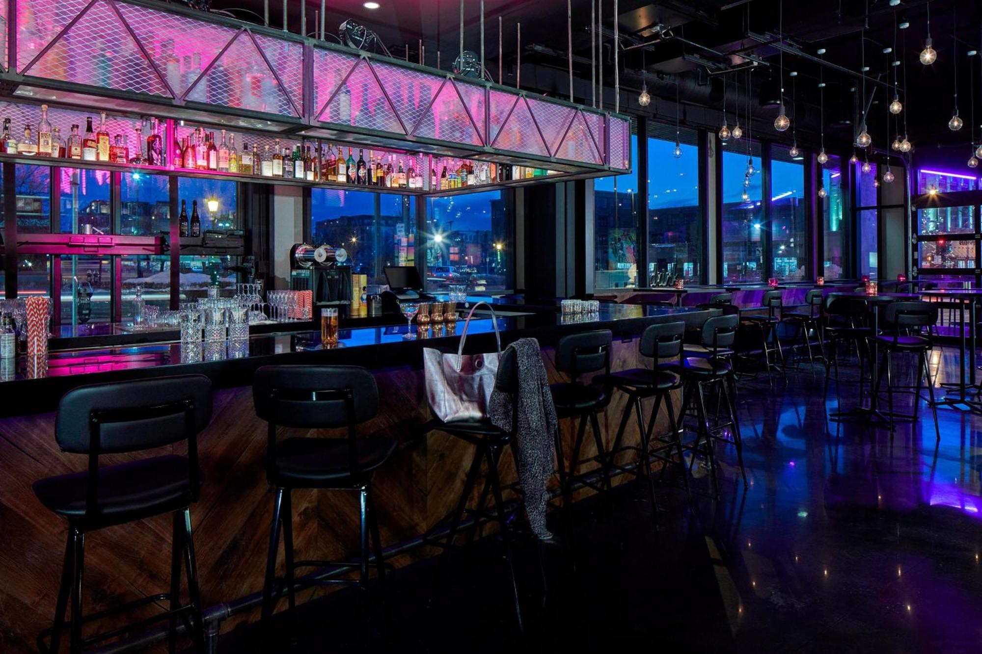 Moxy Minneapolis Uptown Bagian luar foto