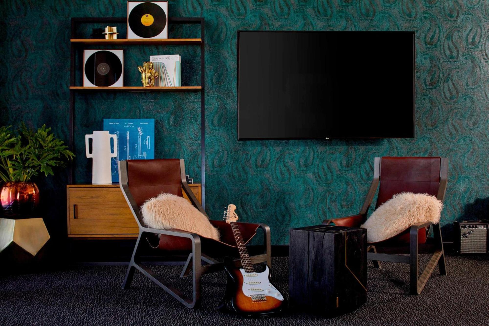 Moxy Minneapolis Uptown Bagian luar foto