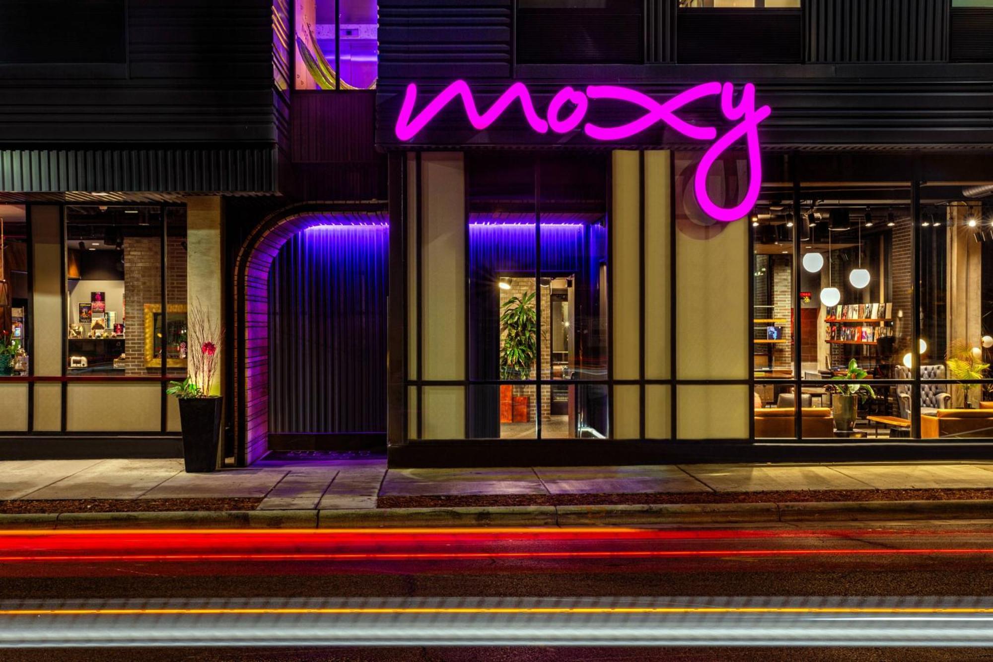 Moxy Minneapolis Uptown Bagian luar foto