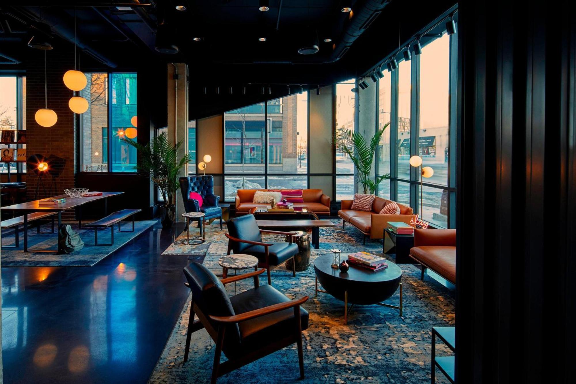 Moxy Minneapolis Uptown Bagian luar foto